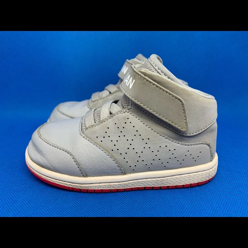 NIKE Air Jordan 1 Flight 5 Premium Wolf Grey Athletic Shoe 881437-008 Kids Sz 8C - Picture 1 of 10